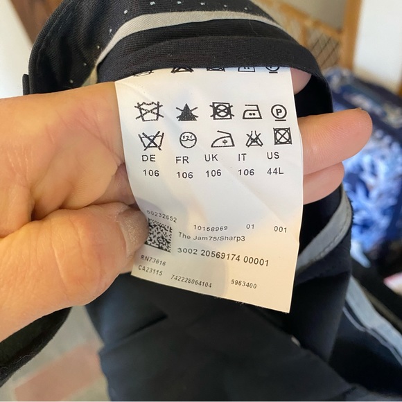 2 pc Boss Hugo boss Black two piece suit - Picture 8 of 9